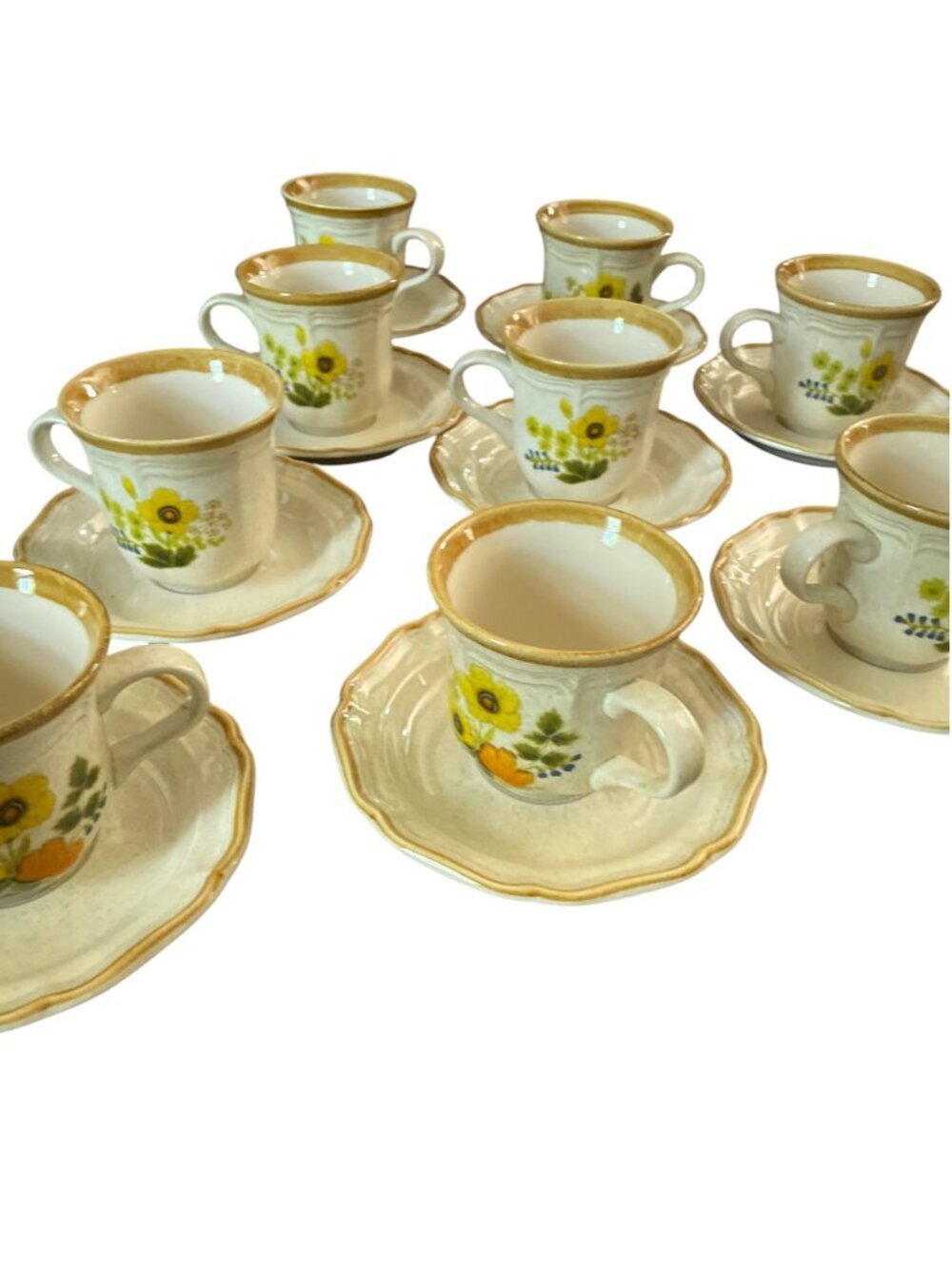 Mikasa Garden Club Fresh Floral EC 404 Stoneware Yellow Coffee Mugs and Saucers